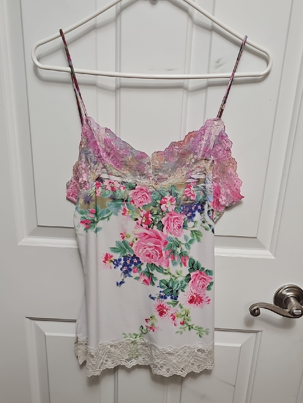 Women's  Twenty-one Large Floral Lace Trim Multicolor  Camisole -  Like New